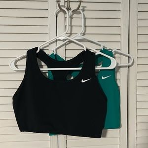 Nike Medium Compression Di-Fit Sports Bras